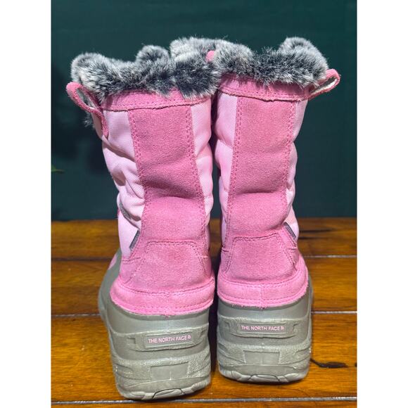 The North Face Girls Round Toe Snow Boots size 4 - Picture 3 of 5